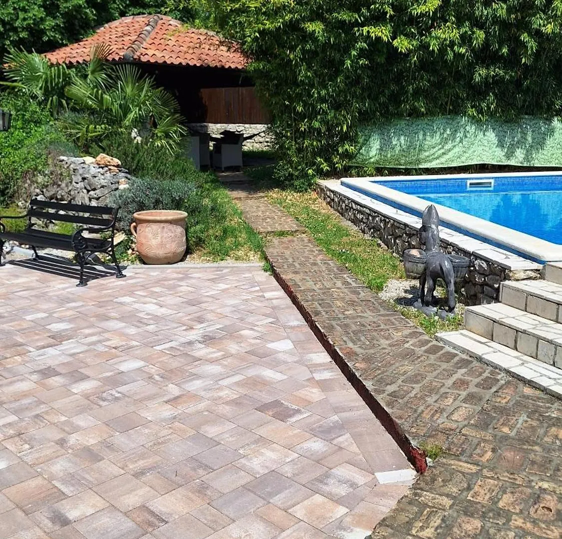 Haus Rudi- Rustikalna Oaza Mira Villa Kršan